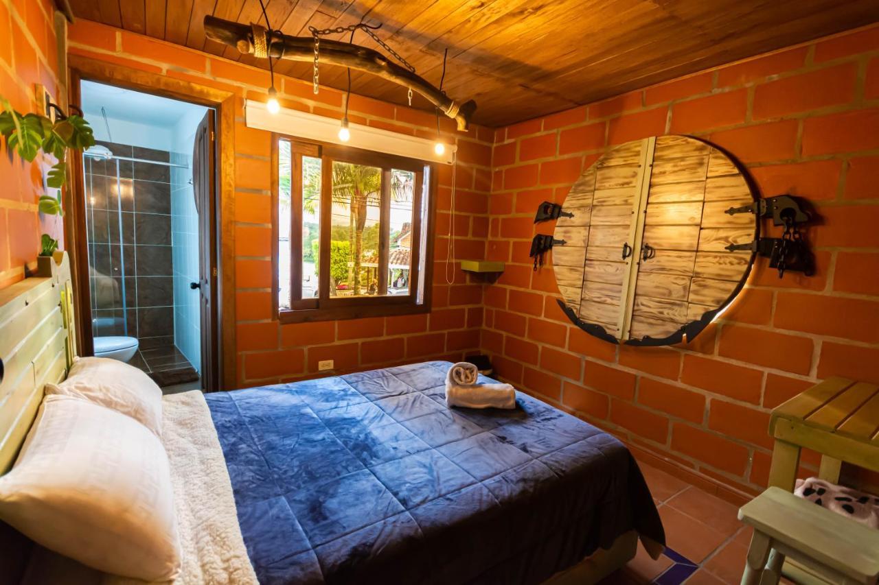 Hotel Le Chateau Guatapé Eksteriør bilde